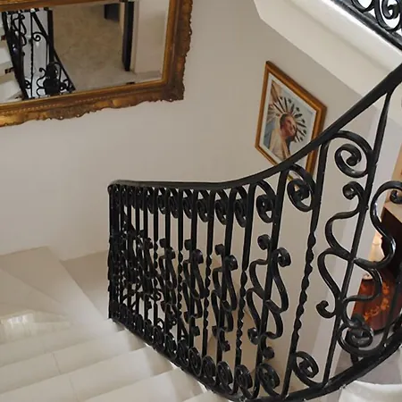 Santa Marija House 3*