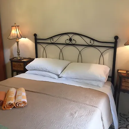 Santa Marija House Гостевой дом Виктория