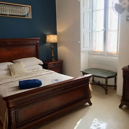 Santa Marija House Гостевой дом Виктория