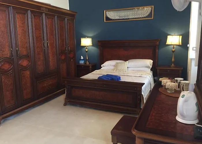 Santa Marija House 3*