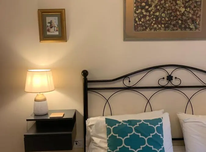 Santa Marija House Guest house Victoria