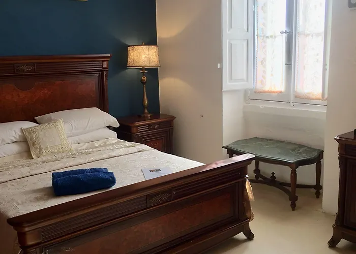 Santa Marija House Guest house Victoria