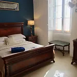 Santa Marija House Guest house Victoria