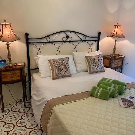 Santa Marija House 3*