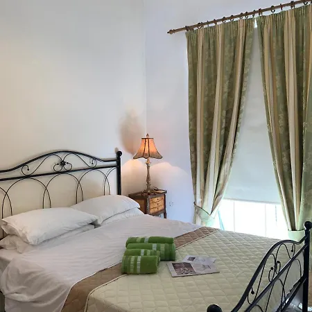 Santa Marija House 3*