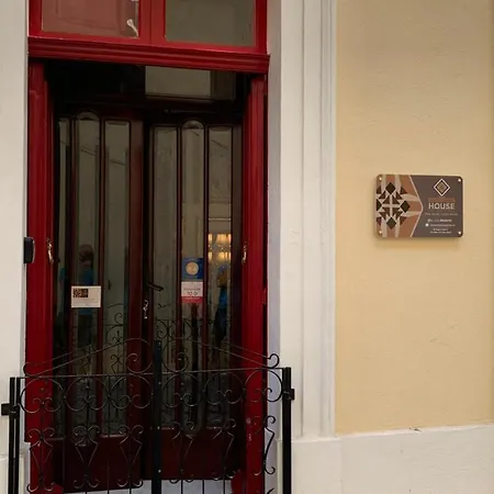 Santa Marija House 招待所
