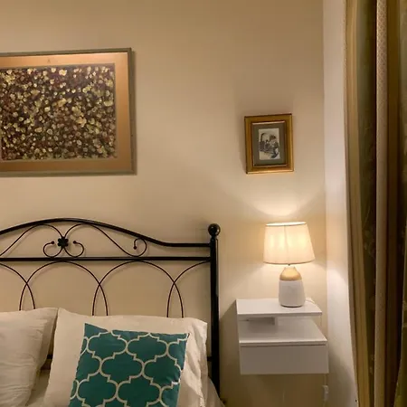 Πανσιόν Santa Marija House 3*