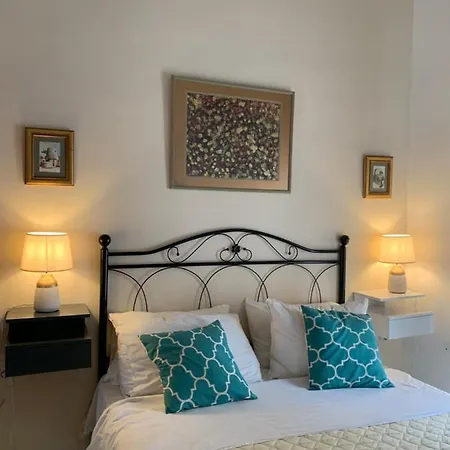 Santa Marija House 招待所