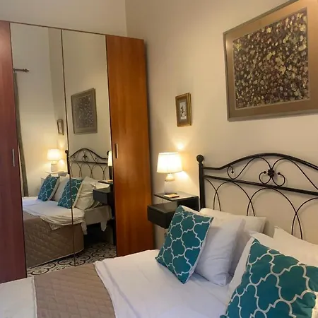 Guest house Santa Marija House 3*