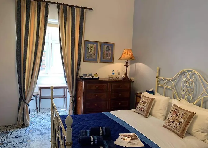 Santa Marija House 3*